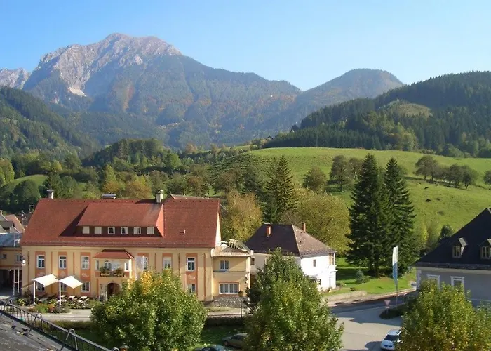Gästehaus zur Post - Heritage Inn